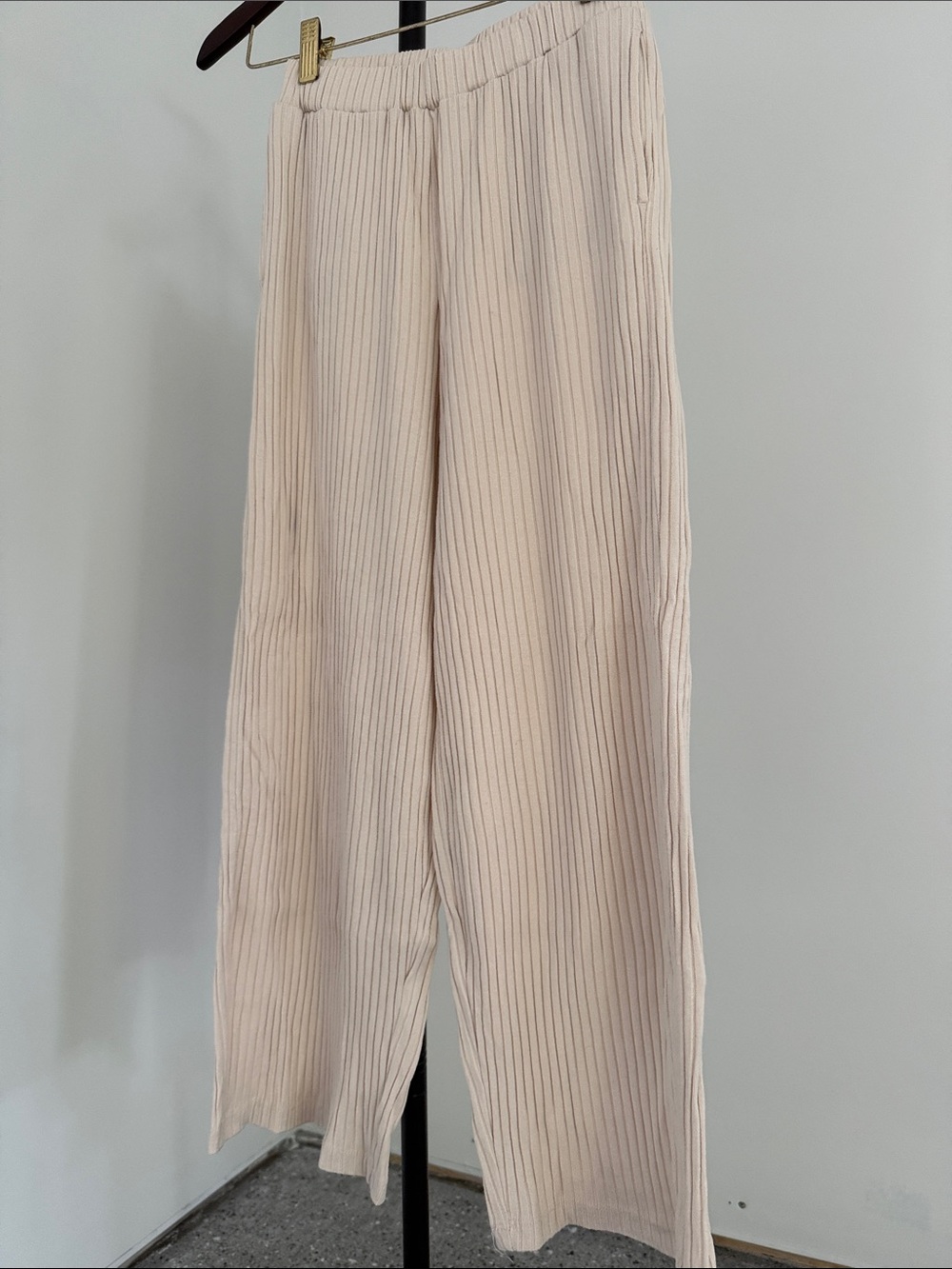 Uniqlo Cream Pinstripe Kids Casual Pants